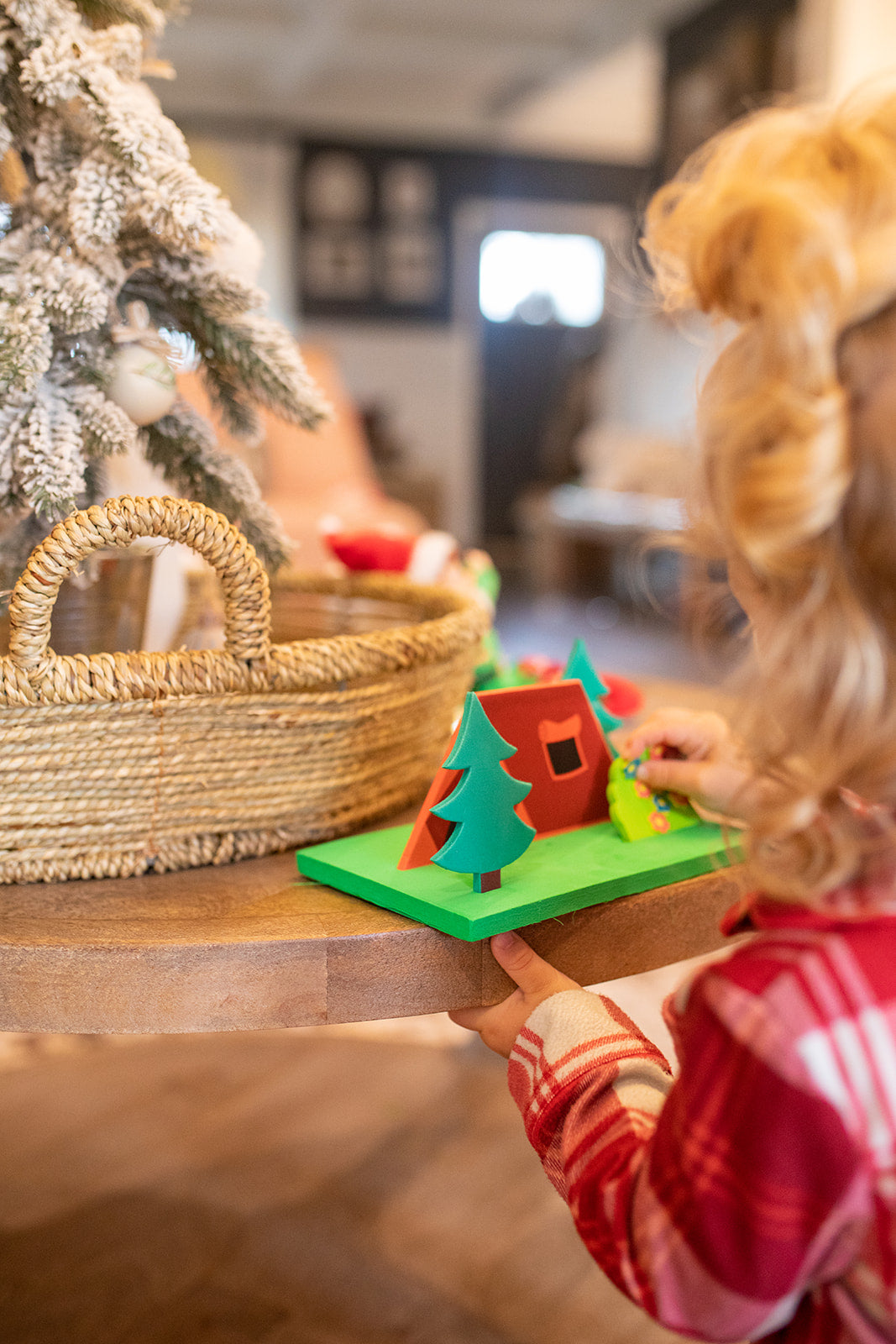 The Winter Wonder 24 Day Elf Kit